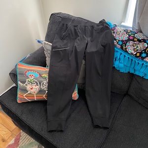 Cherokee Infinity jogger scubs